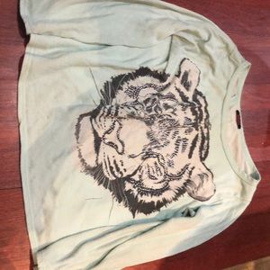 Long sleeve mint lion shirt